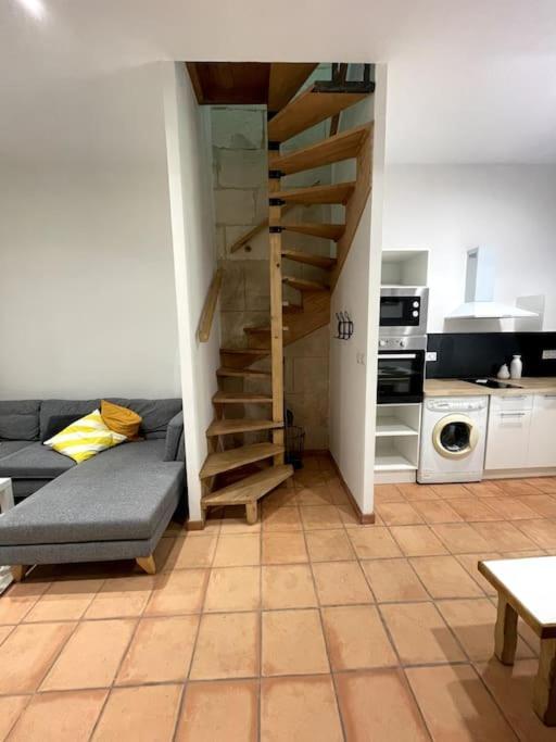 Superbe Appartement Cosy Avec Jardin Nimes Exterior foto